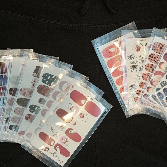 Assorted Nail Wraps Set - Picture 3 of 5